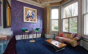 Vibrant Bohemian Seafront Flat